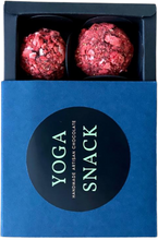 Load image into Gallery viewer, Coffee &amp; Rum dark chocolate truffle with freeze-dry raspberry
